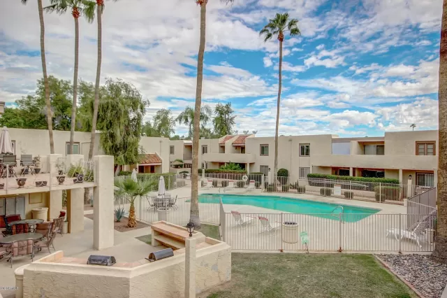 MLS: 6081350 Condo For Sale