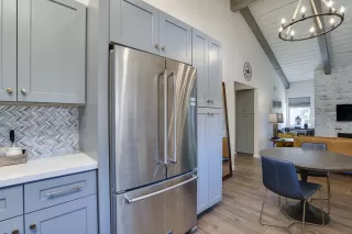 Photo #1: 6081435 Listing 