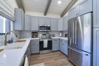 Photo #2: 6081435 Listing 