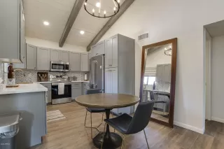 Photo #6: 6081435 Listing 