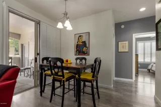 Photo #5: 6081437 Listing