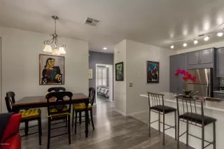 Photo #6: 6081437 Listing