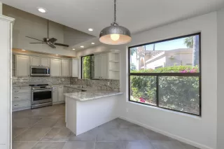 Photo #6: 6081706 Listing