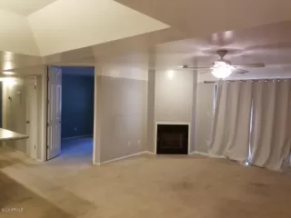 Photo #6: 6081800 Listing