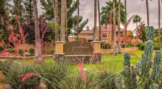 Photo #2: 6081944 Listing 