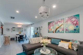 Photo #3: 6081952 Listing