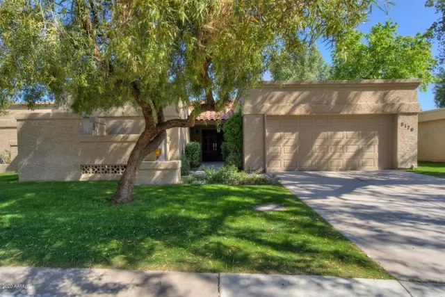 MLS: 6082388 Condo For Sale