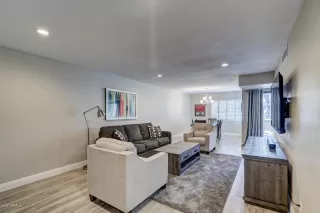 Photo #2: 6082388 Listing