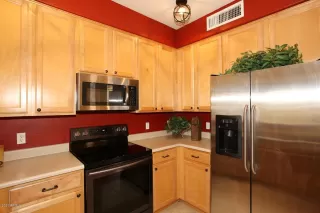 Photo #4: 6082490 Listing