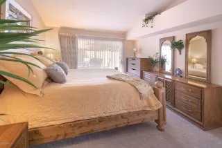 Photo #4: 6082638 Listing