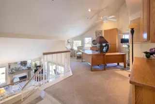 Photo #6: 6082638 Listing