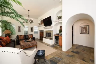 Photo #3: 6082672 Listing