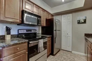 Photo #3: 6082756 Listing