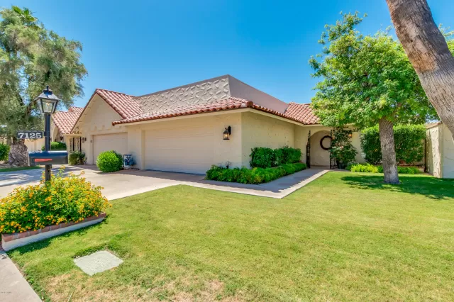 MLS: 6082863 Condo For Sale