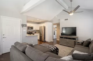 Photo #2: 6083024 Listing 