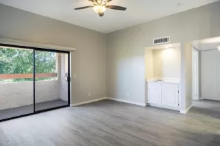 Photo #2: 6083315 Listing