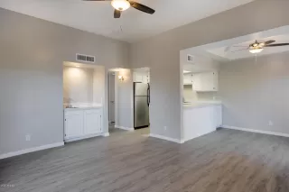 Photo #3: 6083315 Listing