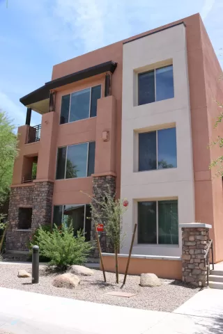 Photo #3: 6083419 Listing