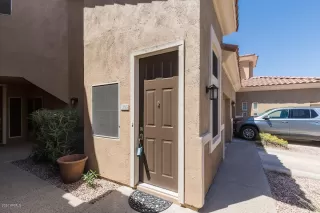 Photo #2: 6083557 Listing