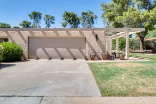 Photo #3: 6083657 Listing