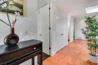 Photo #6: 6083657 Listing