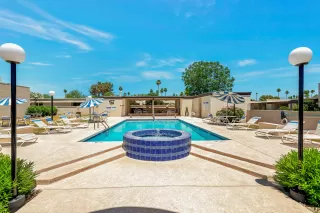 Photo #3: 6083777 Listing