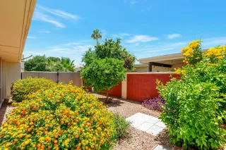 Photo #4: 6083777 Listing