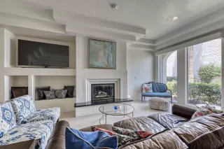 Photo #6: 6083866 Listing 