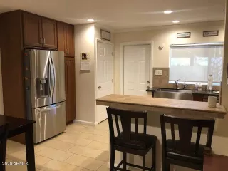 Photo #5: 6084049 Listing