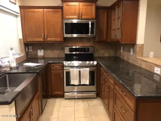 Photo #6: 6084049 Listing