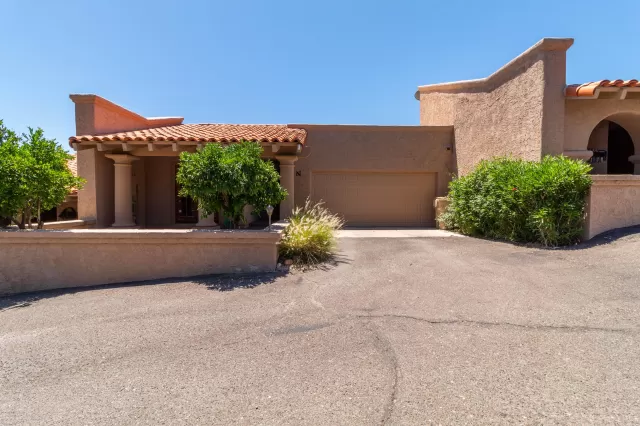 MLS: 6084316 Condo For Sale