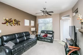 Photo #2: 6084342 Listing 