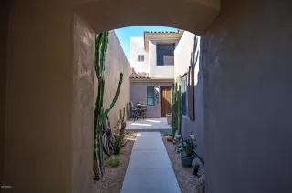 Photo #2: 6084381 Listing 