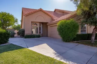 Photo #2: 6084388 Listing