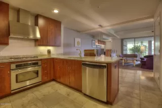 Photo #5: 6084424 Listing 
