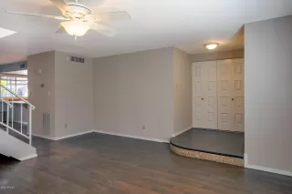 Photo #3: 6084452 Listing