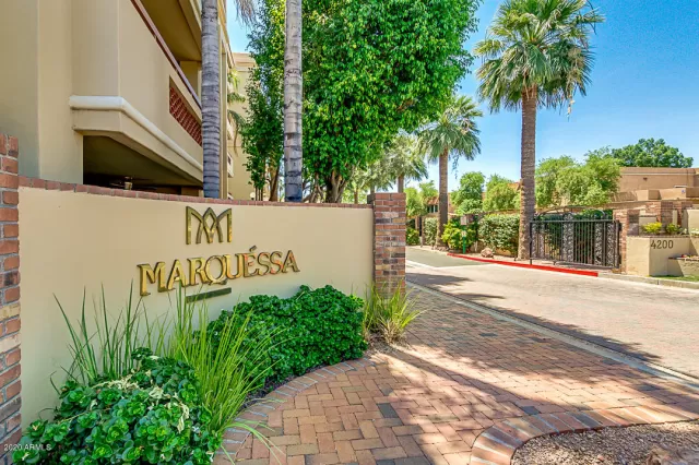 MLS: 6084547 Condo For Sale