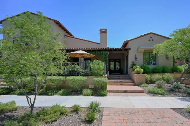 MLS: 6085148 Condo For Sale