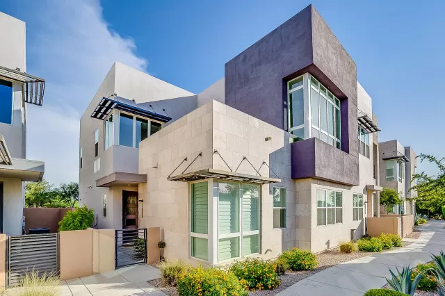 MLS: 6085266 Condo For Sale