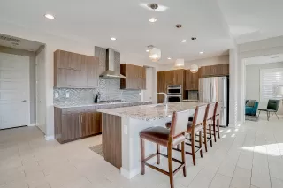 Photo #2: 6085266 Listing 