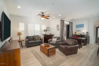 Photo #2: 6085868 Listing 