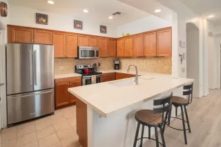 Photo #4: 6085868 Listing 