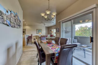 Photo #6: 6085978 Listing