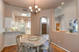 Photo #3: 6086110 Listing