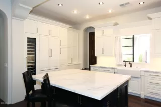 Photo #2: 6086144 Listing 