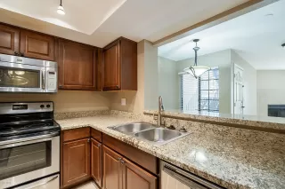 Photo #2: 6086424 Listing 