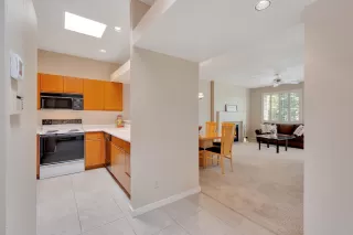 Photo #3: 6086475 Listing 