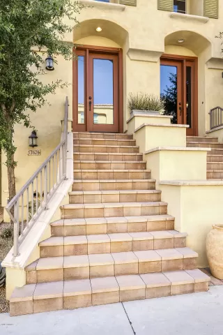 Photo #3: 6086751 Listing