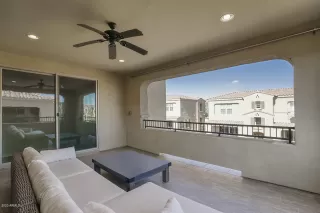 Photo #5: 6086751 Listing