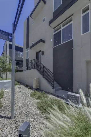 Photo #3: 6086796 Listing 